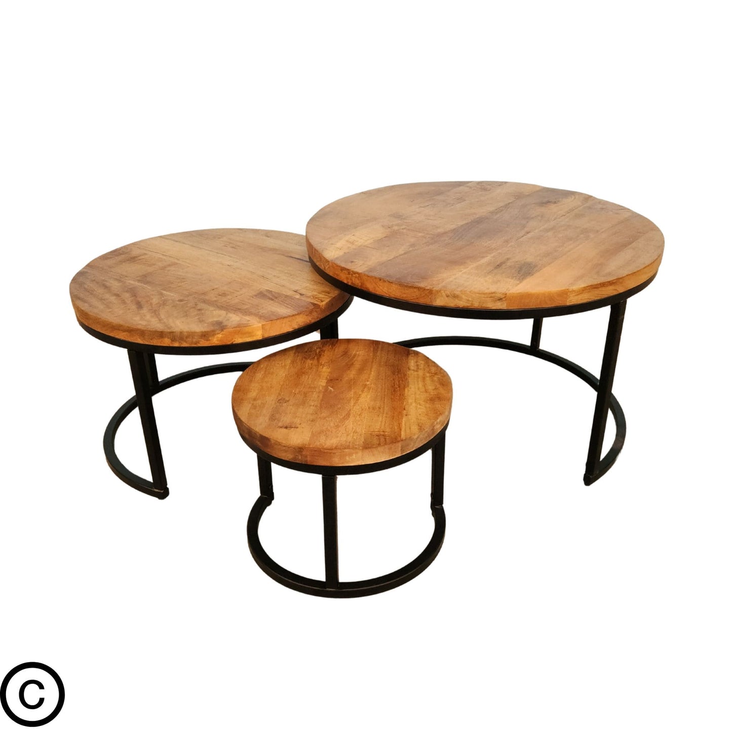 Lot de 3 tables basses gigognes indus en bois et métal. Kukuu, meubles industriels de qualité.
