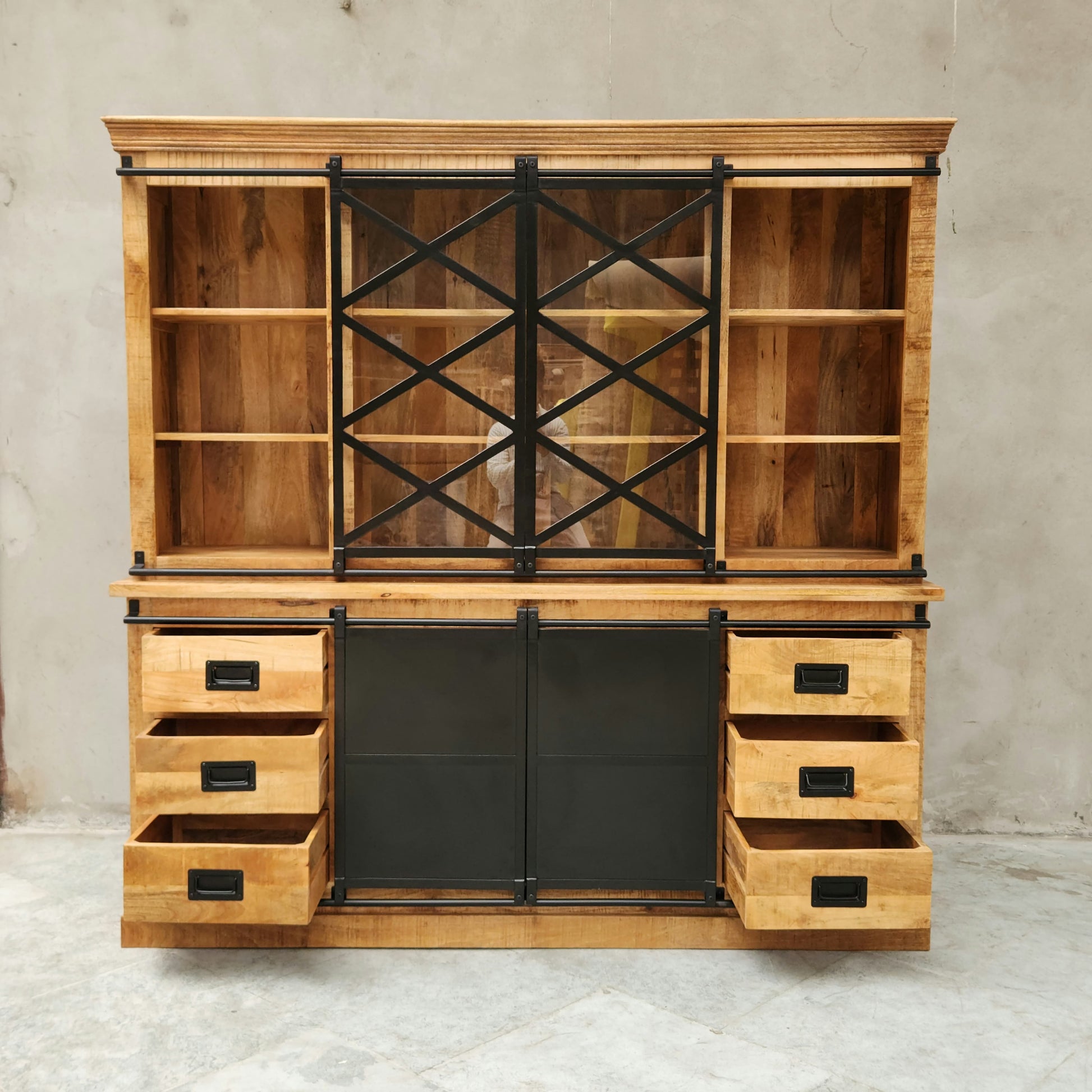 Vaisselier industriel 200 cm KUKUU - tiroirs ouverts