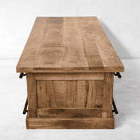 table basse industrielle en manguier massif vue latérale meuble salon KUKUU