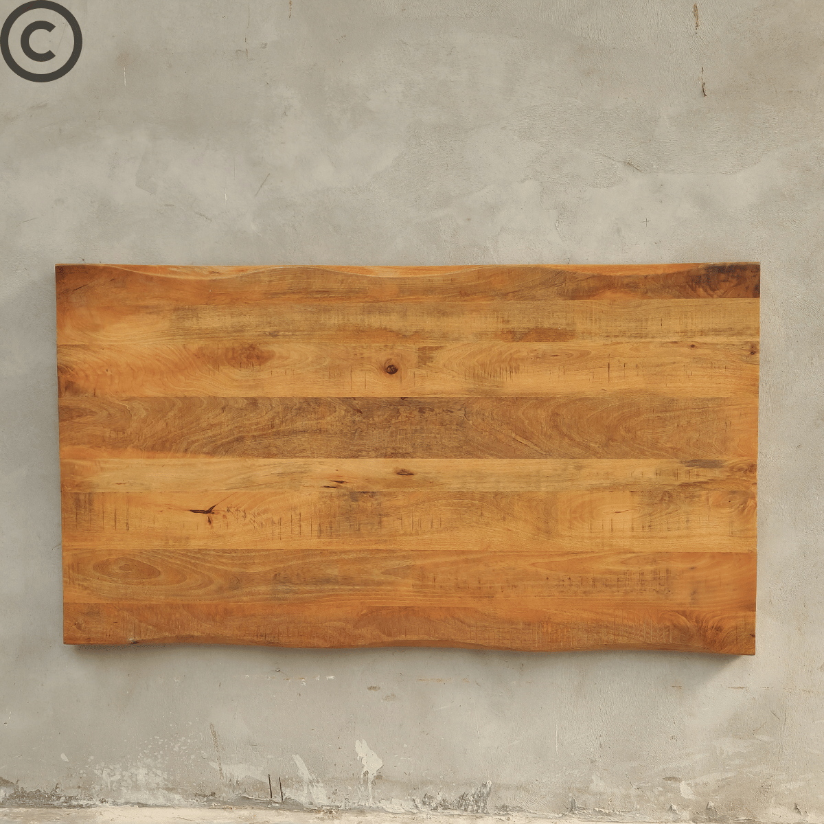 Tête de lit en bois massif de manguier finition naturelle – modèle 180x100 cm avec bords irréguliers “live edge”, design brut et chaleureux.